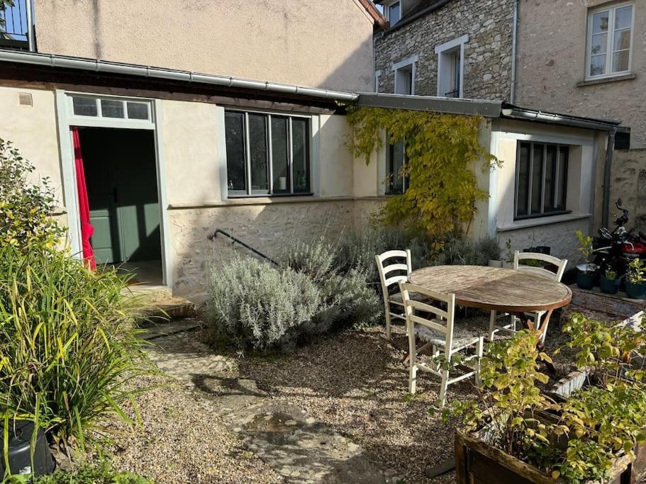 Petite Maison Independante Avec Parking Vétheuil Exterior photo